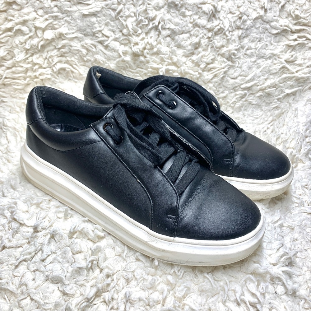 Oversized Platform Lace Up Chunky Low Top Sneakers